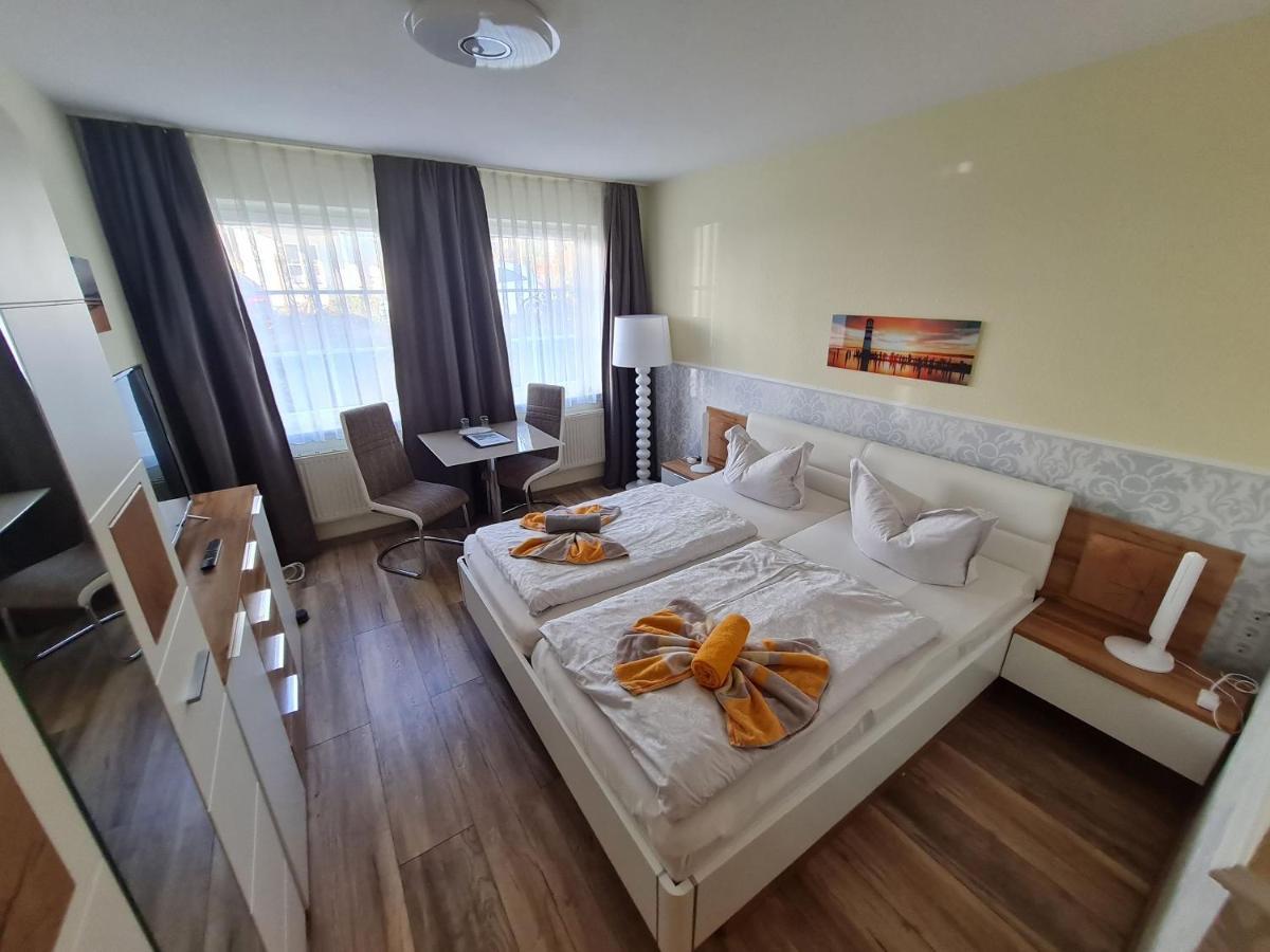 Hotel Waterkant ซาสนิทซ์ ภายนอก รูปภาพ